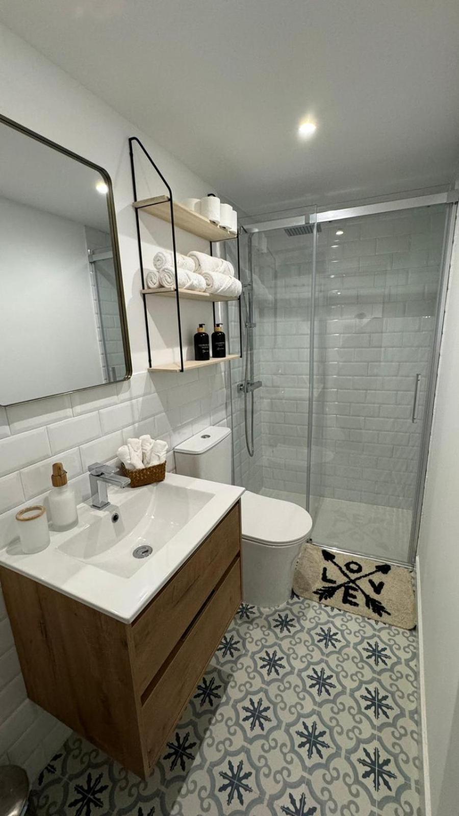 Apartamentos Urbanin II Plaza De San Pedro Cudillero Bagian luar foto